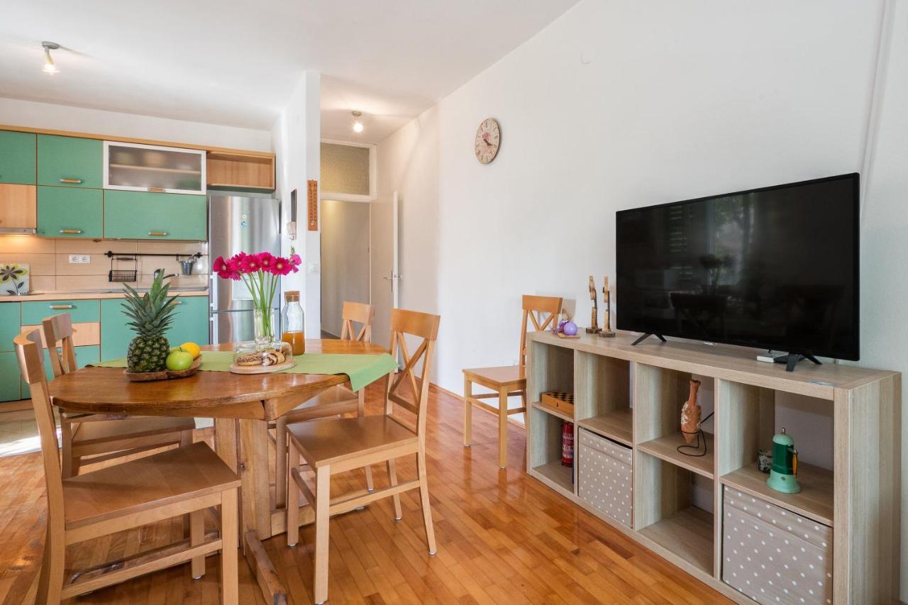 Sunny Apartments Stobrec Bagian luar foto