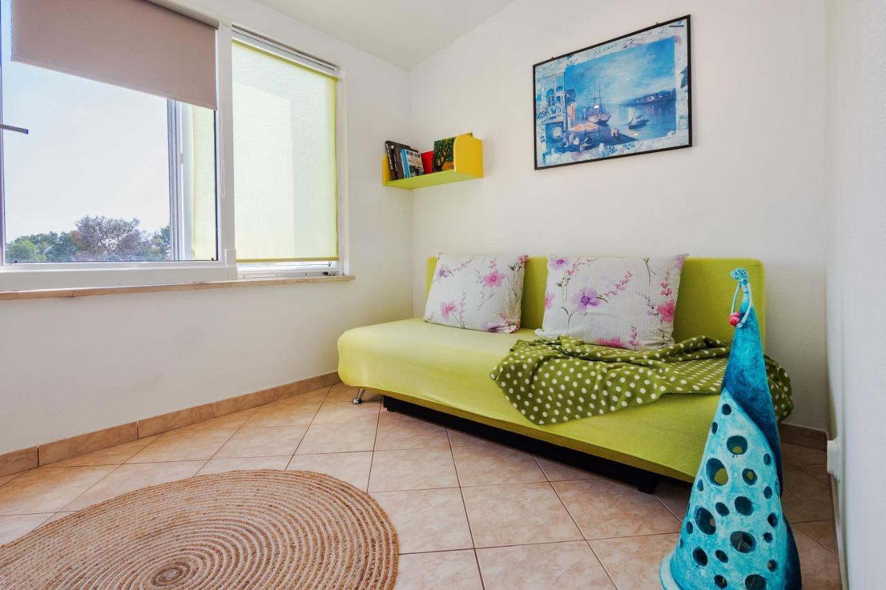 Sunny Apartments Stobrec Bagian luar foto